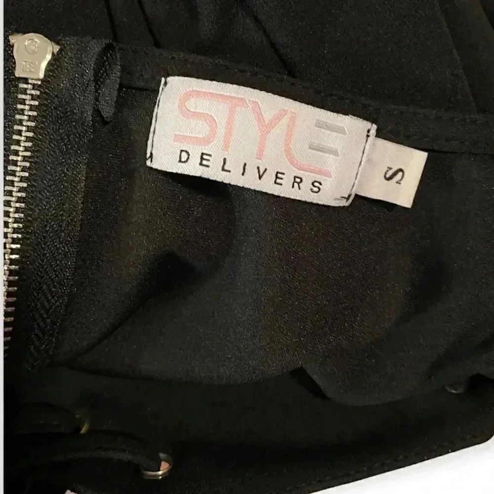Style Delivers mini dress  - Picture 6 of 7